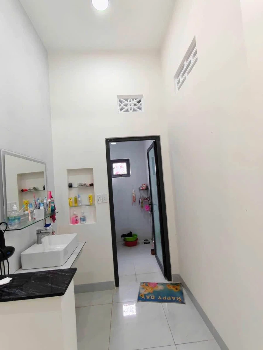 Bán nhà 1 mê hẻm Y Nhuê, Buôn Ma Thuột 120m² – 3 tỷ 050 - Ảnh thu nhỏ 4