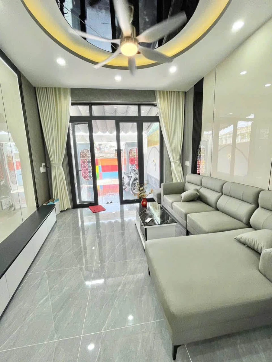 Bán nhà 1 trệt 1 lầu 4 PN 160m2 Quận 1 giá 3.65 tỷ - Ảnh thu nhỏ 4