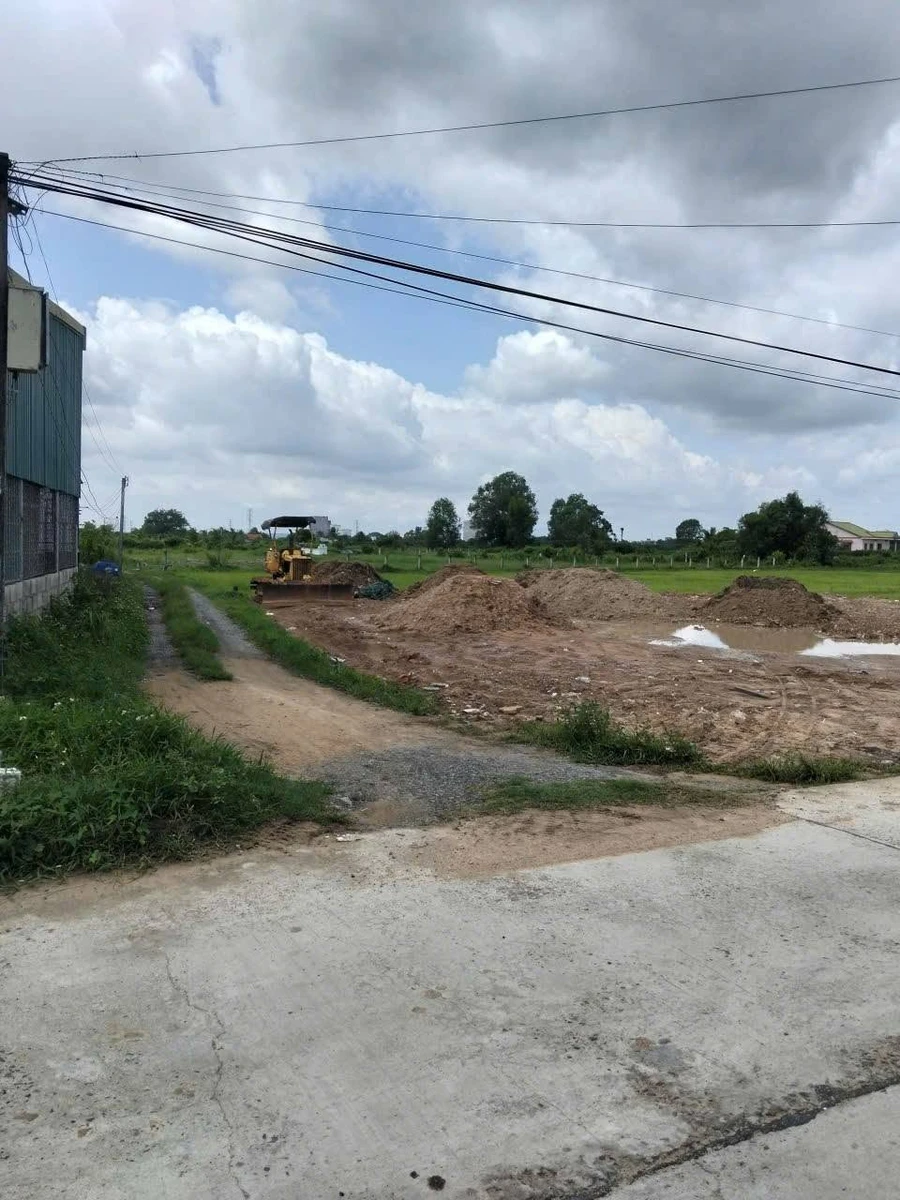 Bán nhà liền kề 100m2 thổ cư đường 4m Nhà Bè - Ảnh 1