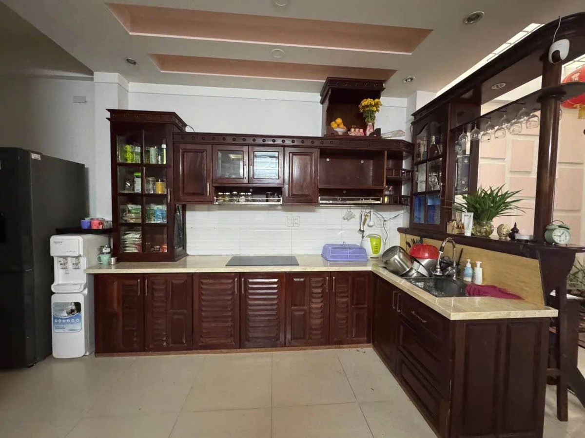 Bán nhà mặt tiền Pleiku 250m², 3 phòng, 5,8 tỷ - Ảnh thu nhỏ 4
