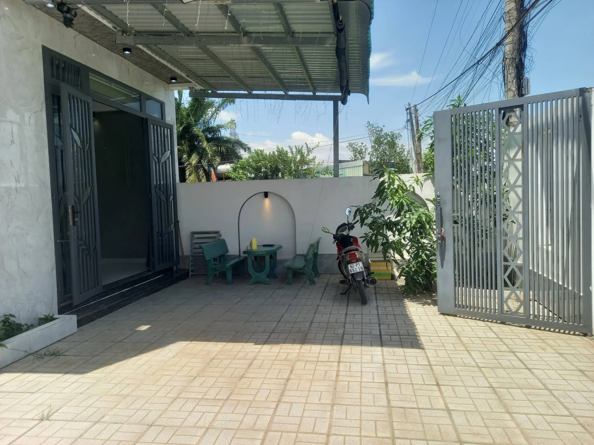 Bán nhà vườn 3PN/3WC 180m² Mỹ Hạnh Nam 2.9 tỷ - Ảnh thu nhỏ 4