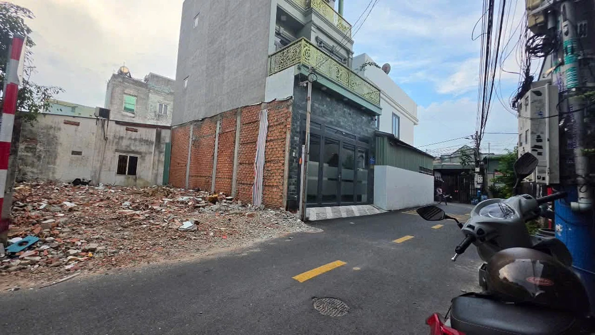 Bán đất mặt tiền Cao Bá Quát 66m² Phường Dĩ An 4.65 tỷ - Ảnh 1