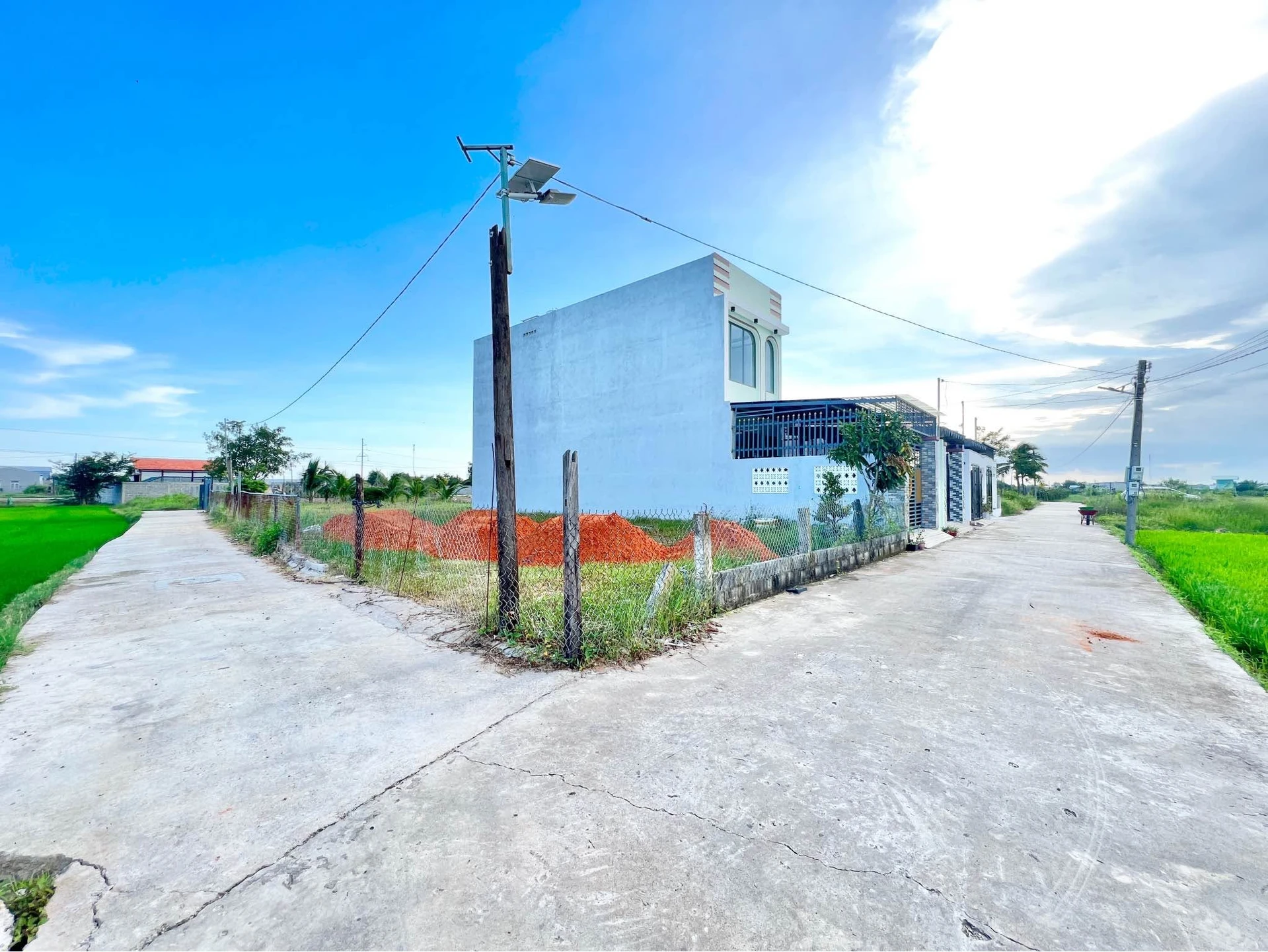 Bán lô đất góc 100m2 sau KCN Phan Thiết 750 triệu - Ảnh 1