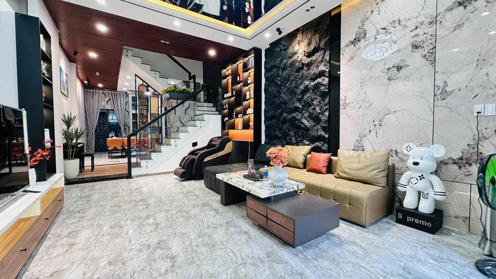 Bán nhà 3 tầng 77m² mặt tiền đường Nguyễn Huy Tự, Quận 12 - Ảnh thu nhỏ 2