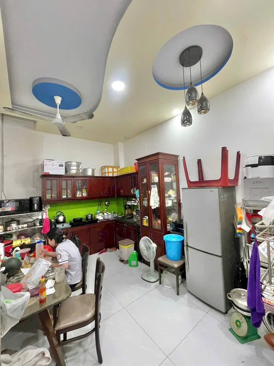 Bán nhà 4PN 4WC 50m² Phường 10 Tân Bình 6 tỷ - Ảnh thu nhỏ 3