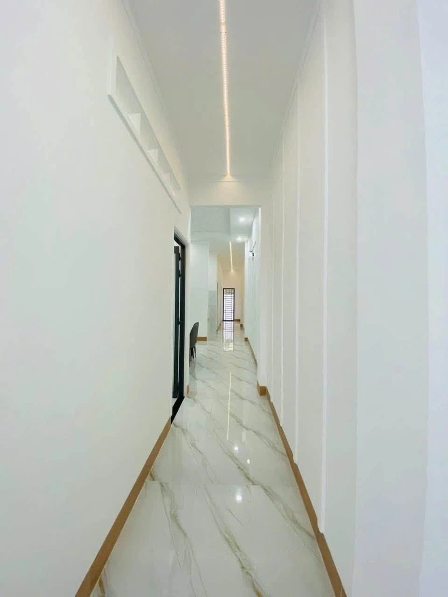 Bán nhà tân cổ điển 100m² 3PN Bàn Cờ Bình Tân 1.68 tỷ - Ảnh thu nhỏ 5