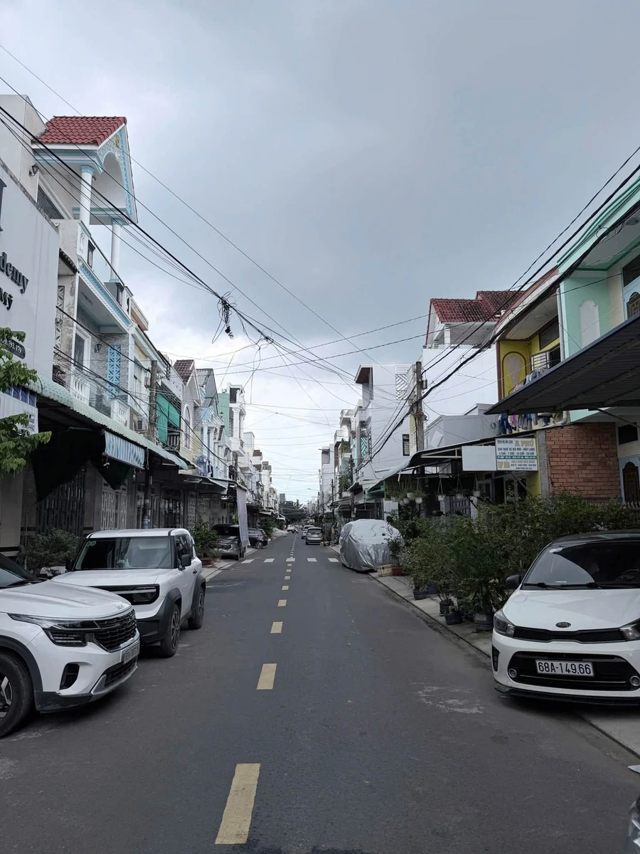 Bán nhà 1 trệt 3 lầu 240m² Cần Thơ 5,8 tỷ - Ảnh thu nhỏ 3