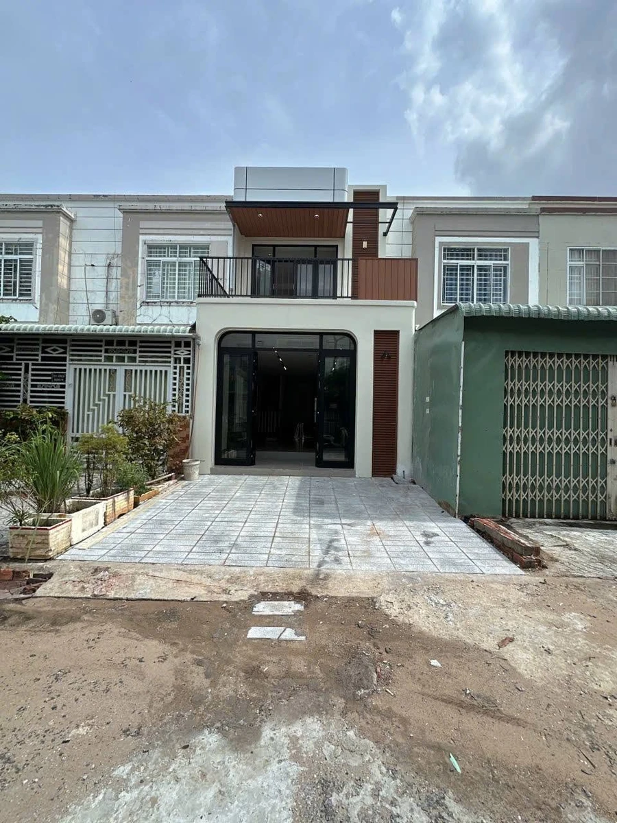 Bán nhà mặt tiền Võ Thị Mười 70m² 3PN Phú Cường - Ảnh 1