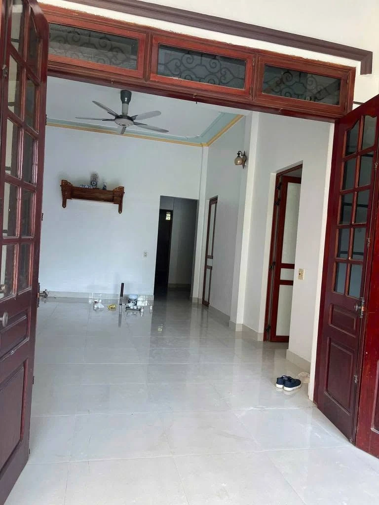 Bán nhà 3 tầng mặt tiền Hoàng Văn Thụ, 103.5m², 2,6 tỷ, Bình Tân - Ảnh thu nhỏ 3