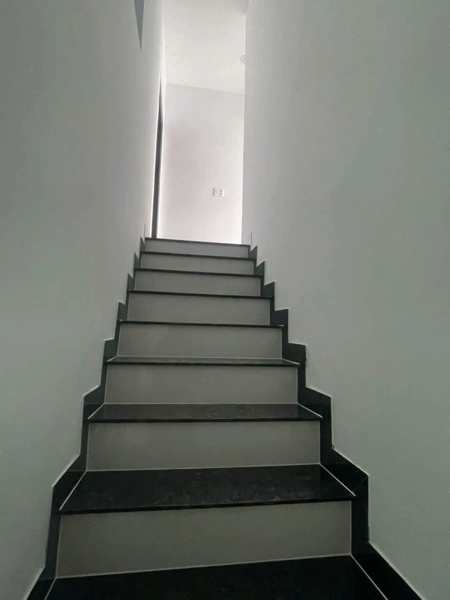 Bán nhà 1 trệt 1 lầu 84m² gần BV Âu Cơ Bình Chánh - Ảnh thu nhỏ 5