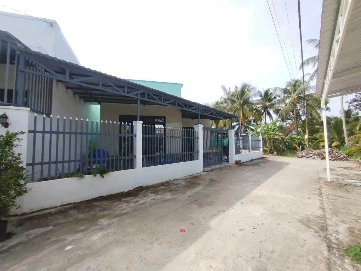 Bán nhà góc Ngô Thị Sĩ Rạch Giá, 108m2, 3PN - Ảnh thu nhỏ 3