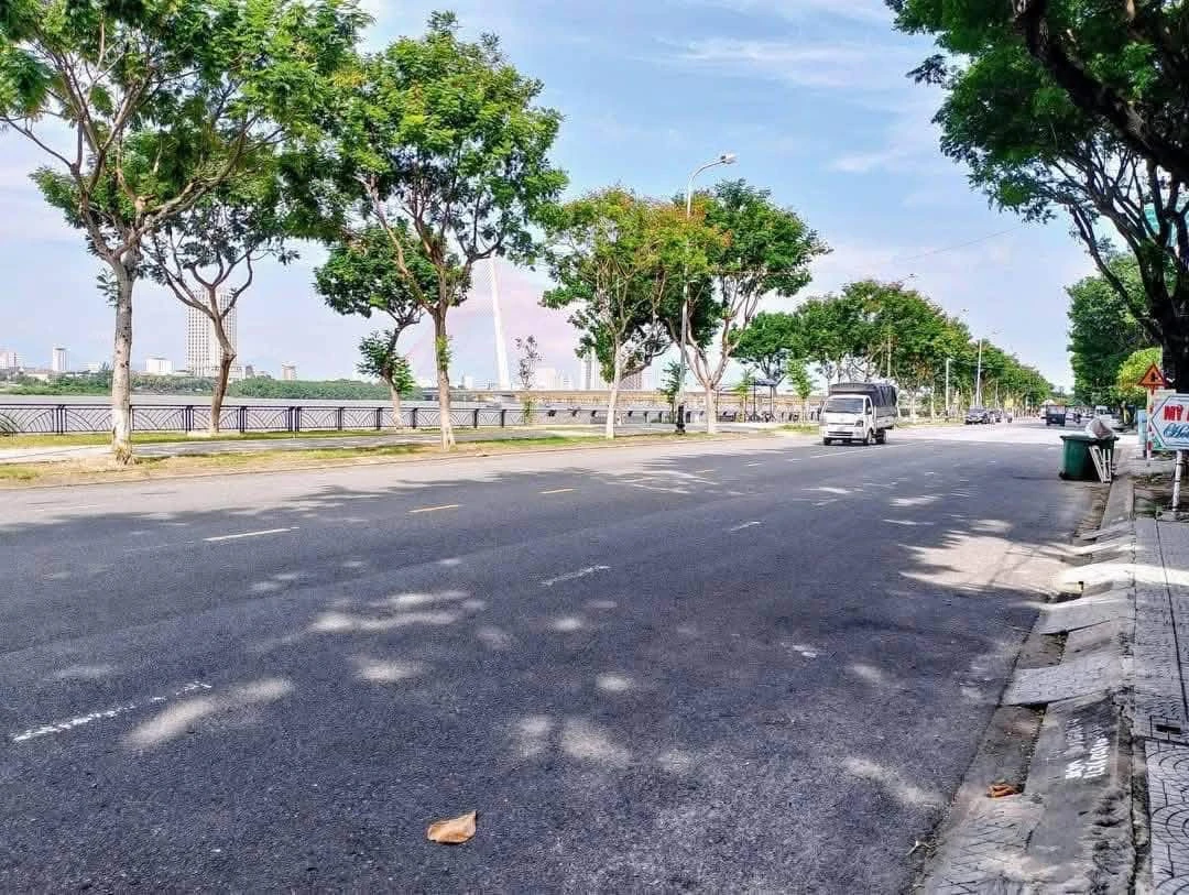 Bán nhà mặt tiền Chương Dương 100m2 view sông Hàn, Đà Nẵng - Ảnh thu nhỏ 2