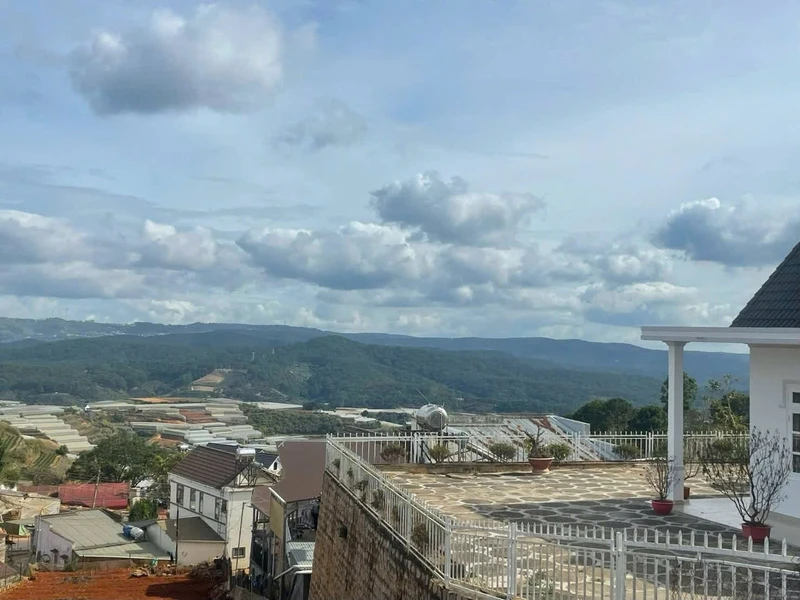 Bán biệt thự vườn nghỉ dưỡng 345m² view đẹp Lâm Đồng