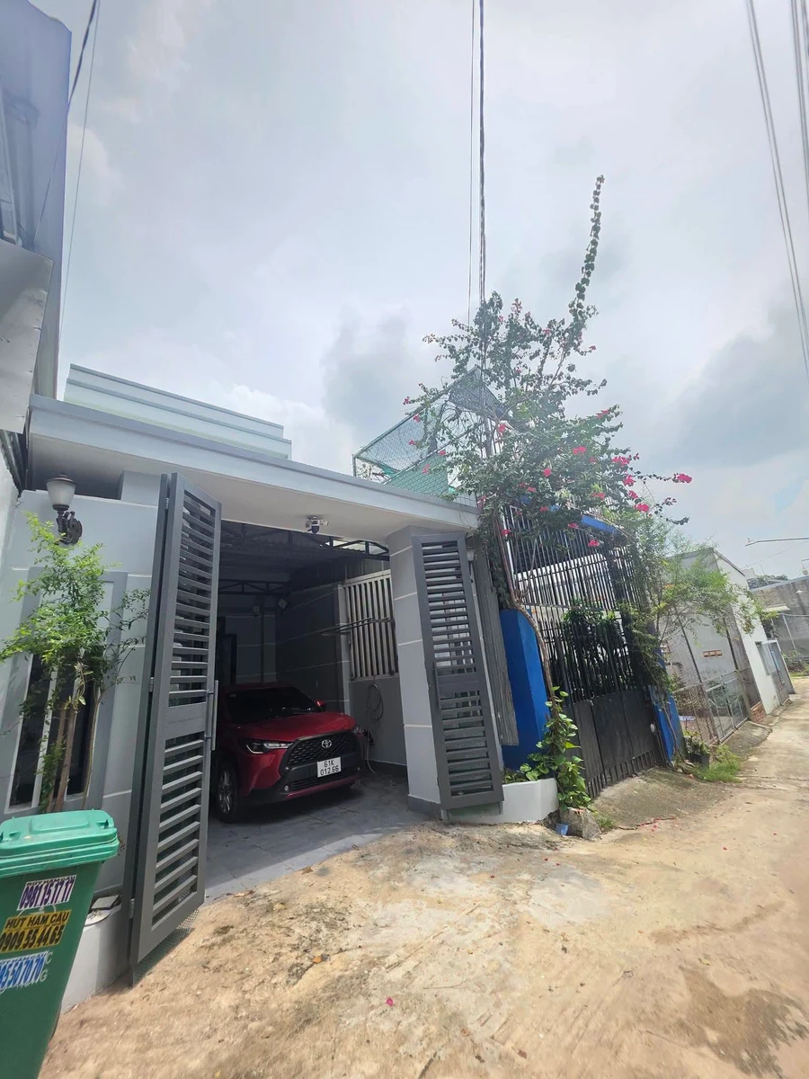 Bán nhà 1 trệt 1 lầu 110m2, 3 phòng ngủ, khu 3 Phú Hòa, Thủ Dầu Một, Bình Dương - Ảnh thu nhỏ 3