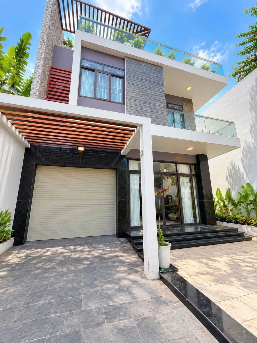 Bán biệt thự KDC Bửu Long, Biên Hòa 230m2, 4 phòng ngủ, giá 12,5 tỷ - Ảnh 1