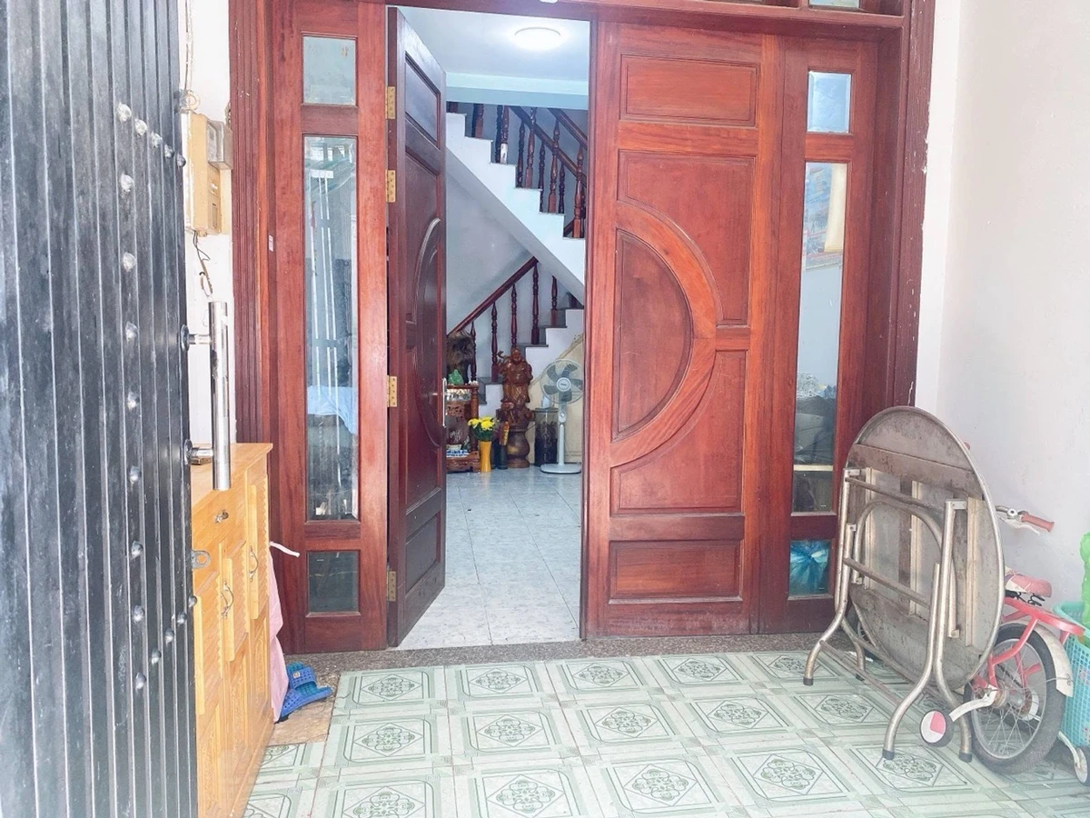 Nhà bán Quốc Lộ 1A, 3PN 2WC, 52.7m2, 3.8 tỷ - Ảnh thu nhỏ 2