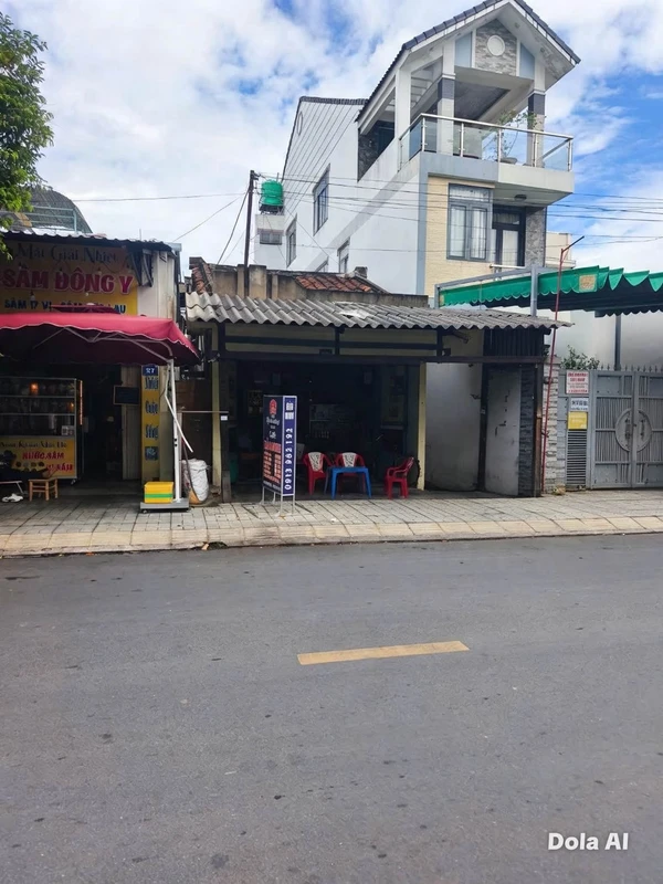 Bán nhà mặt tiền Nguyễn Huệ 97,8m² Bến Tre 6 tỷ