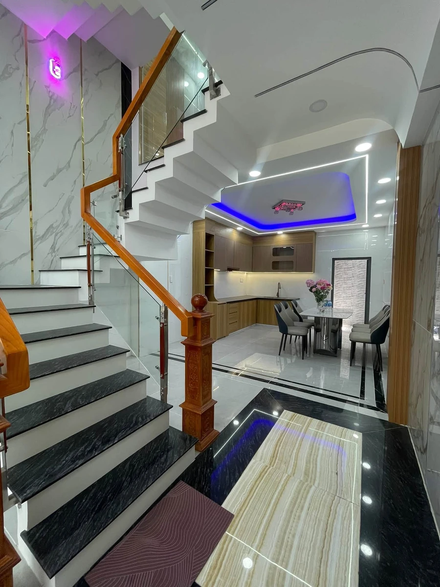 Bán nhà 4x14 trệt lửng 2 lầu Hương Lộ 2, Bình Trị Đông, Bình Tân, nhỉnh 8 tỷ - Ảnh thu nhỏ 3