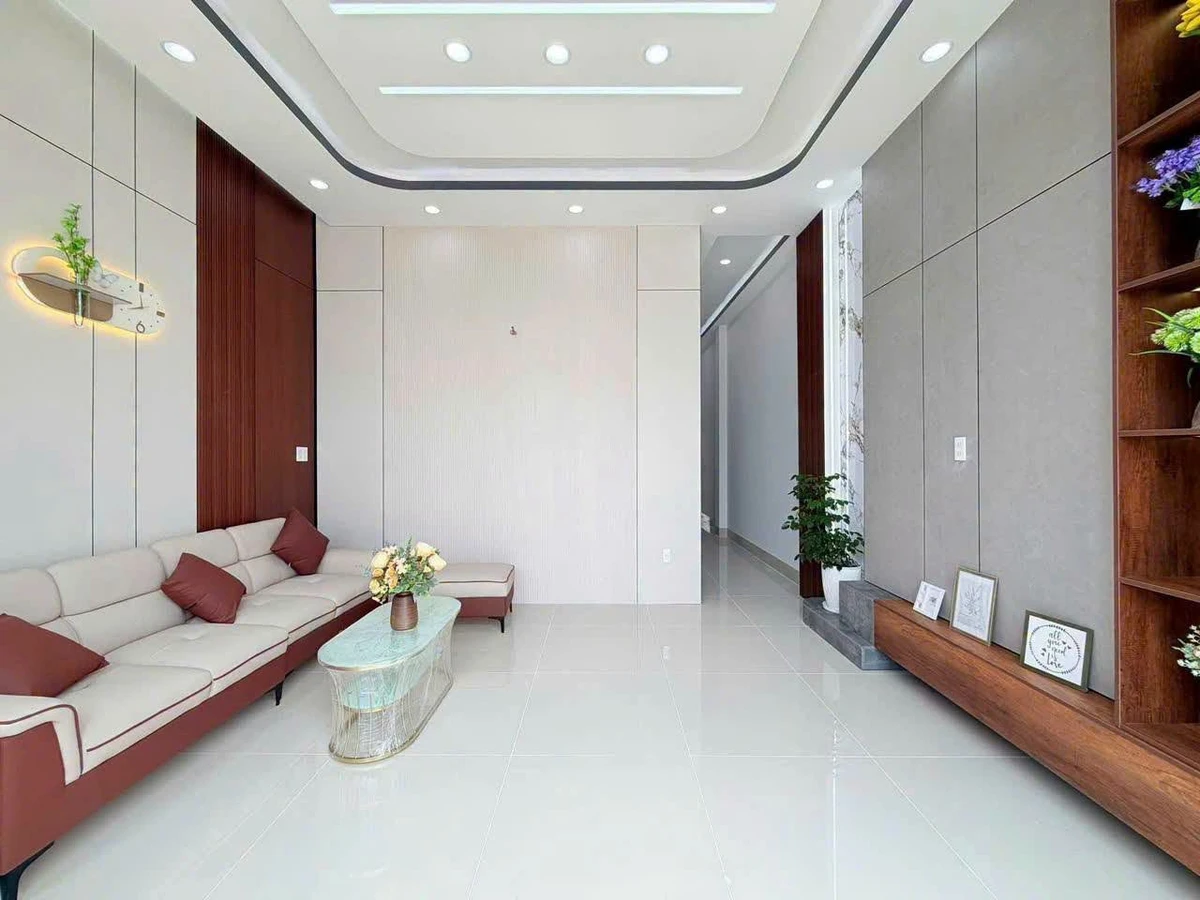 Nhà phố 2PN 110m² giá 1 tỷ 950tr - Rạch Giá - Ảnh thu nhỏ 4