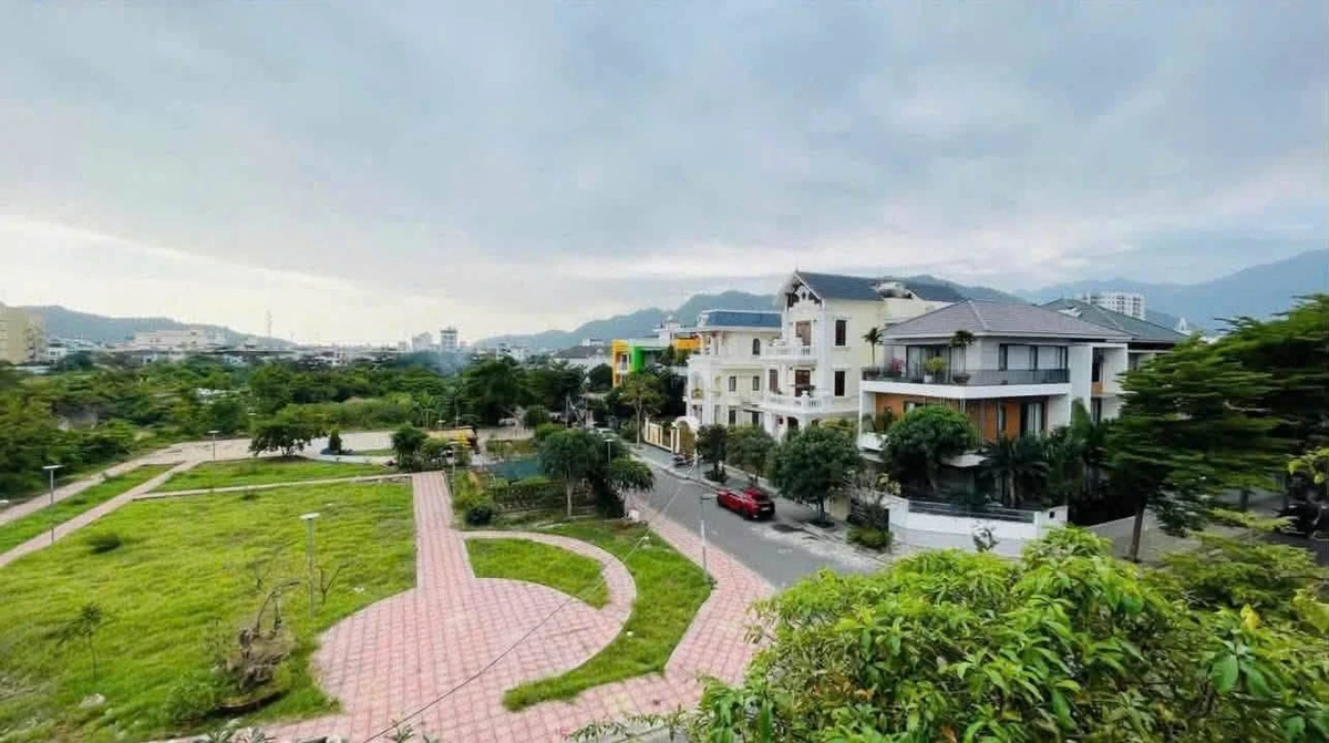 Bán biệt thự HUD Phước Long A 240m2, có thang máy - Ảnh thu nhỏ 5