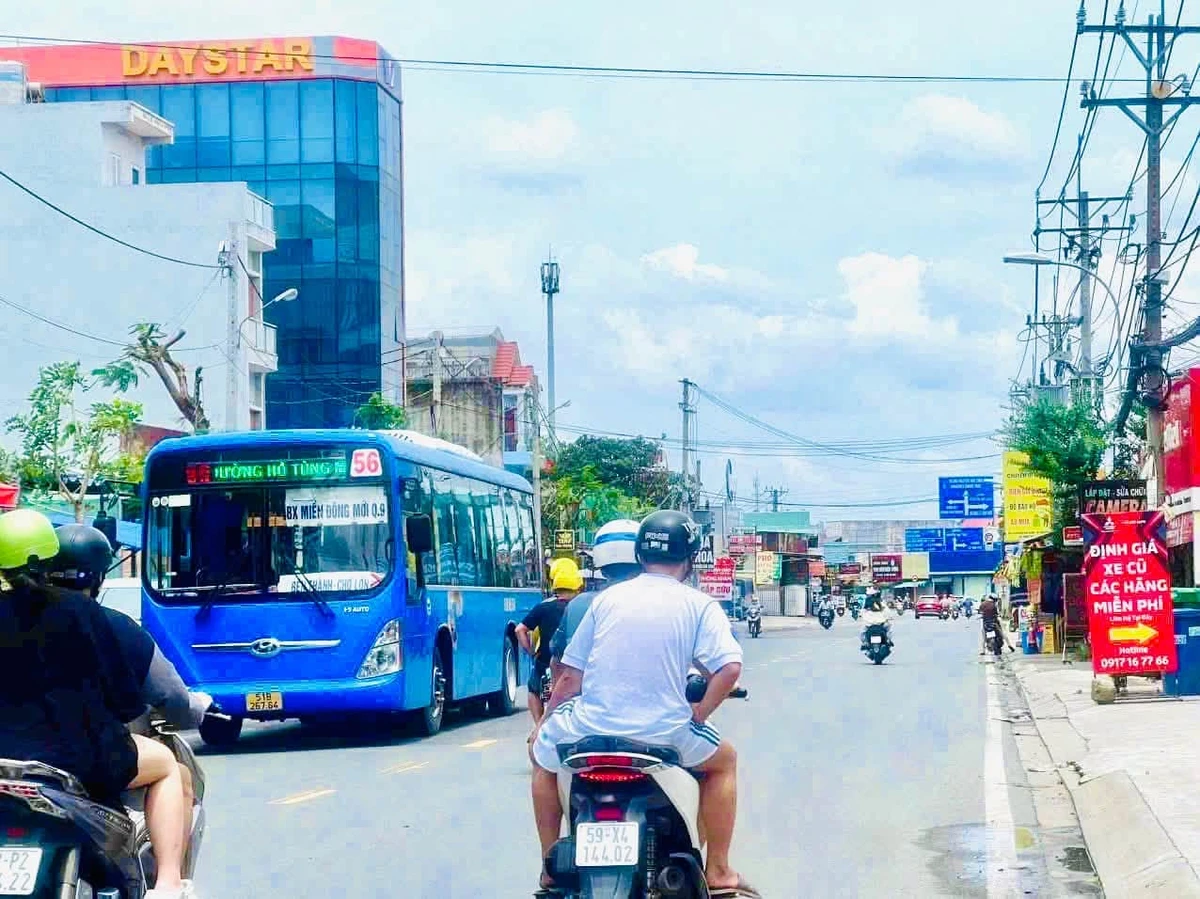 Bán nhà kèm dãy trọ 90m2 ngang 6m đường Hoàng Hữu Nam, Tăng Nhơn Phú, Quận 9, giá 4,35 tỷ - Ảnh 1