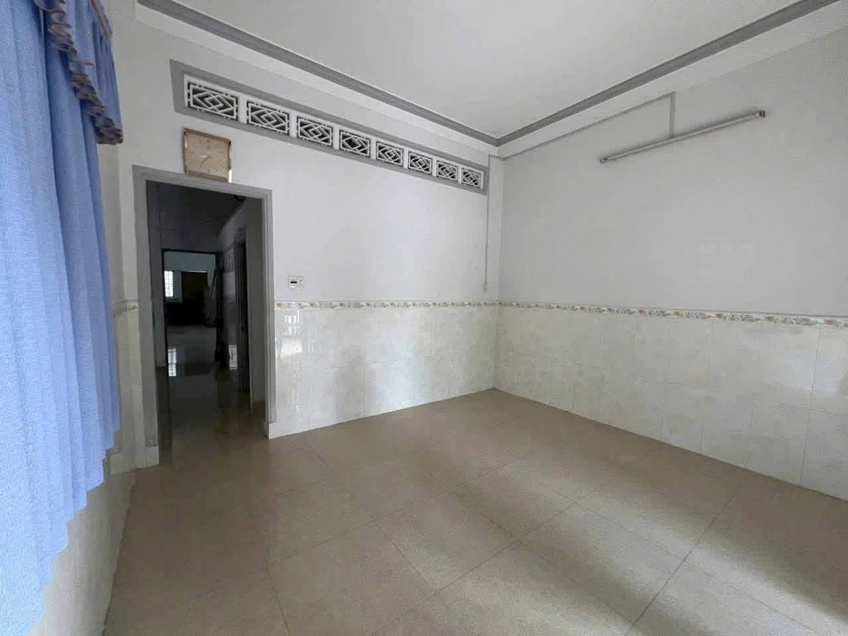Bán nhà 1 trệt 1 lầu 5x20m, 3 phòng ngủ, gần Trường Sư Phạm CMT8, Long Toàn, TP Bà Rịa - Ảnh thu nhỏ 5