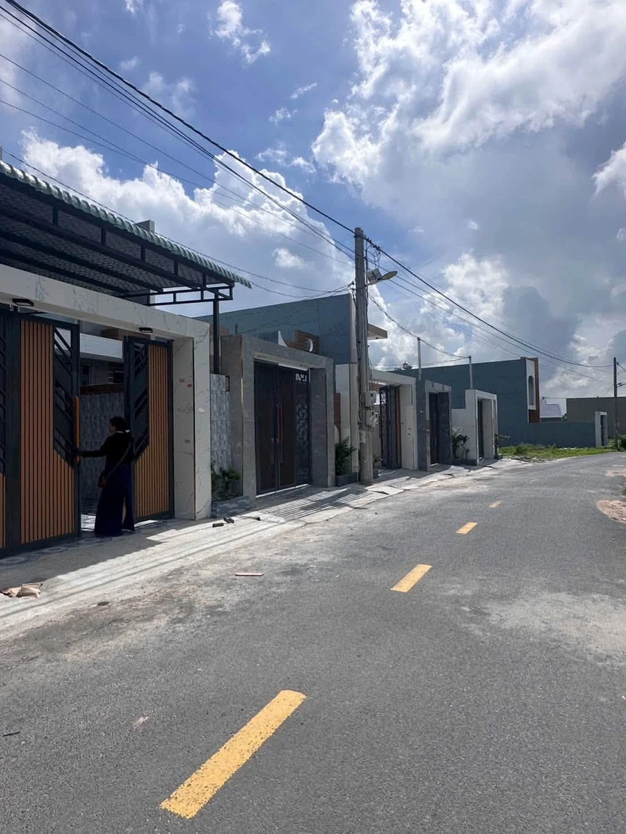 Bán nhà kiên cố mặt tiền đường nhựa 5x22m giá 1,5 tỷ tại Long Mỹ - Ảnh thu nhỏ 2