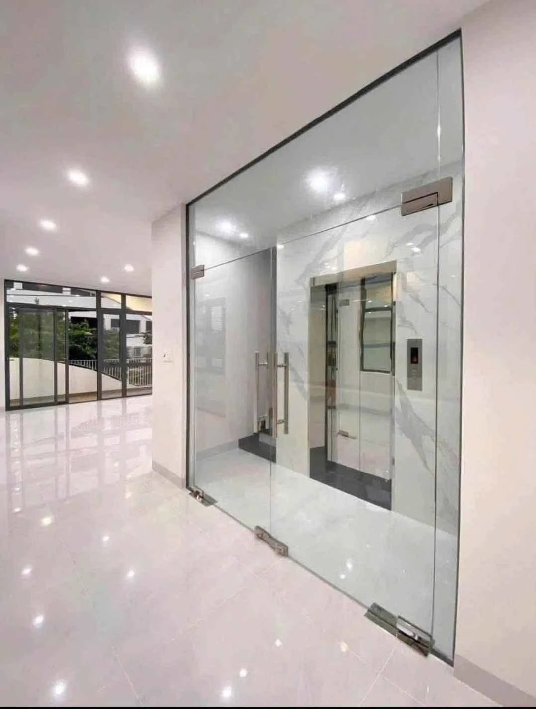 Cho thuê nhà nguyên căn 2 tầng 90m2 Diên Hồng - Ảnh 1