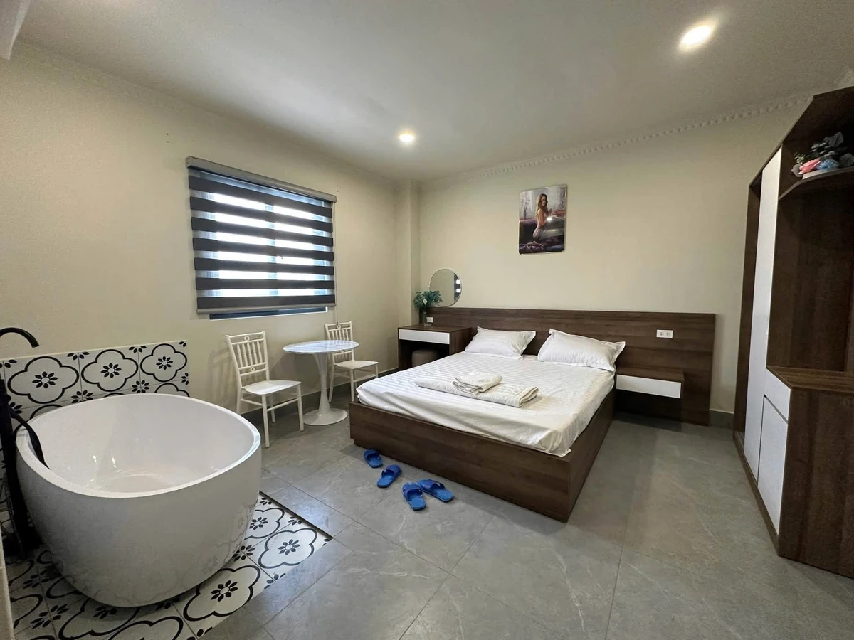 Bán khách sạn cao cấp 300m² tại Việt Sing, Thuận An, Bình Dương - 22 tỷ - Ảnh thu nhỏ 2