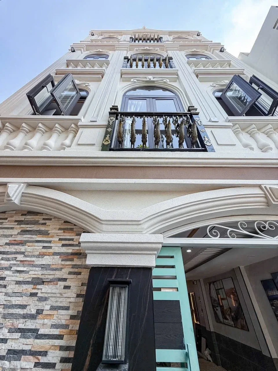 Bán shophouse 140m2 Lê Lai Gò Vấp 18.5 tỷ - Ảnh 1