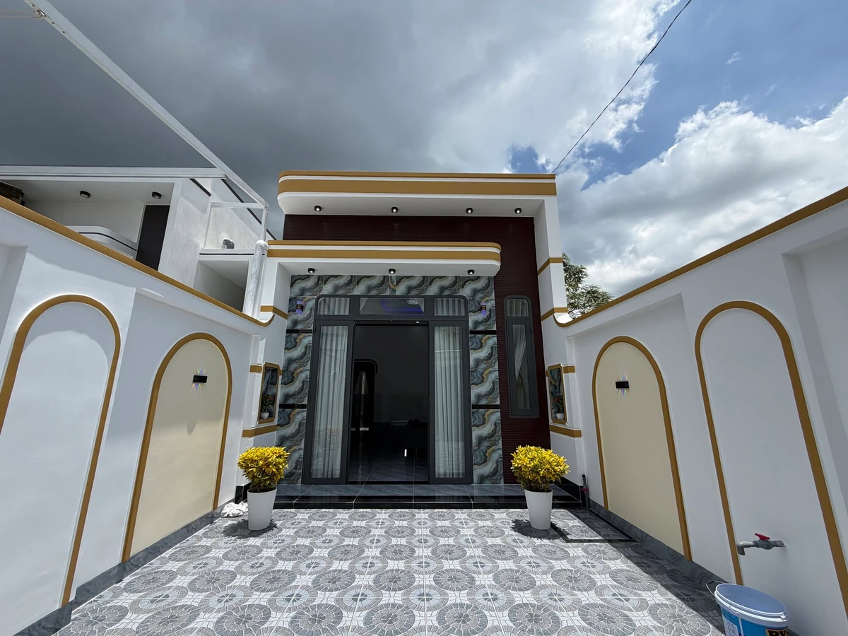 Bán nhà mới 3PN 100m² gần chợ Long Hải Tây Ninh 1.6 tỷ - Ảnh 1