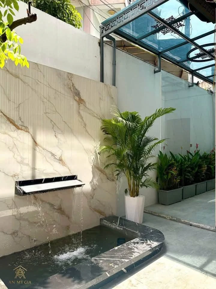 Bán nhà 4 tầng gần 100m² Cao Thắng, thang máy, Quận 1 - Ảnh thu nhỏ 3