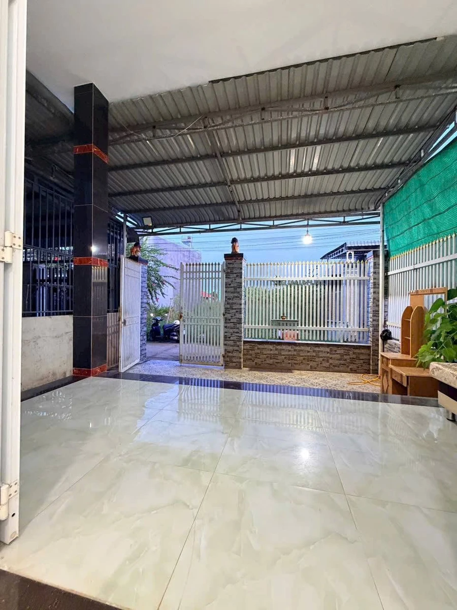 Bán nhà mái Thái 2PN 112,5m² Long Điền 1 tỷ 750 - Ảnh thu nhỏ 2