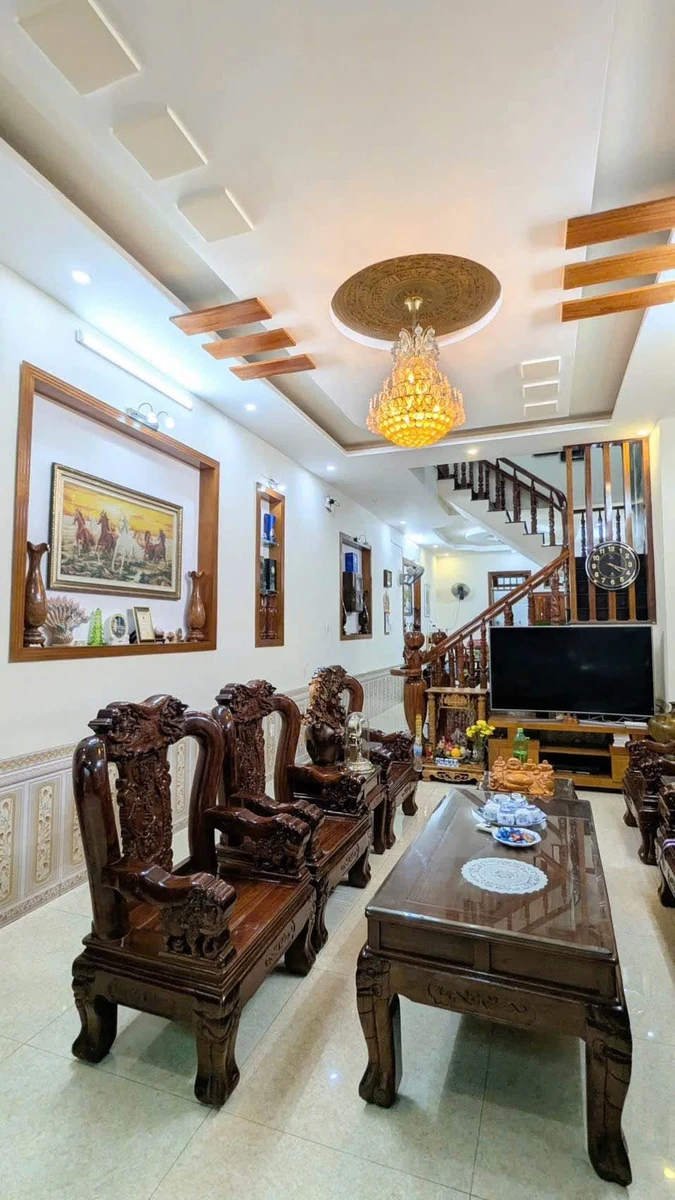 Bán nhà mặt tiền Nguyễn Thiện Thuật 105m² 4PN, Vũng Tàu 10,5 tỷ - Ảnh thu nhỏ 4