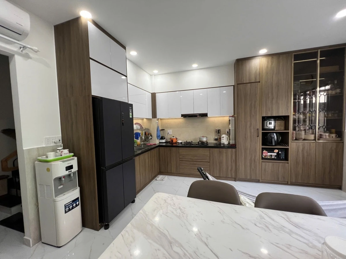 Bán nhà mặt tiền nội bộ Lạc Long Quân, Cư xá Phú Thọ Hòa, Quận 11, 65,6m², 4 tầng, 4PN - Ảnh thu nhỏ 4