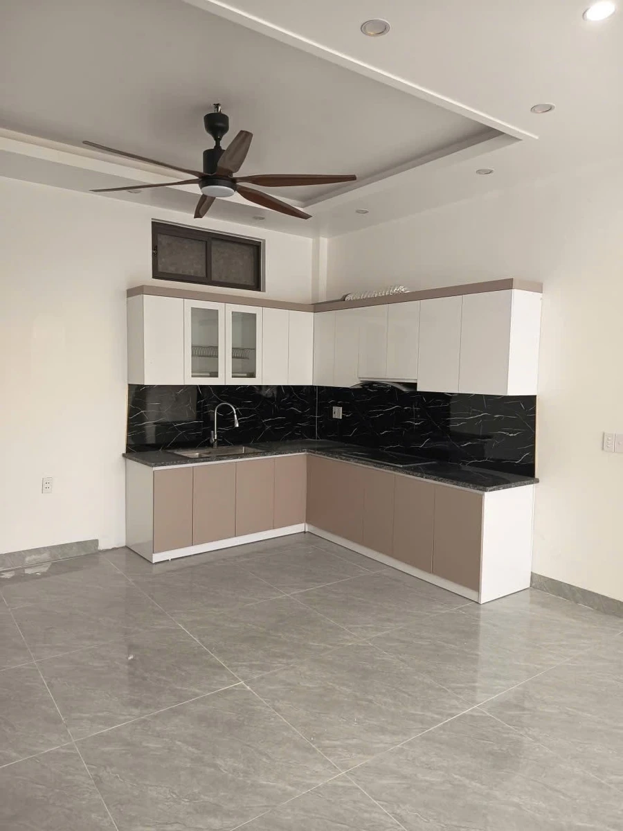 Bán nhà 3 tầng 53.6m² 2 tỷ Hoàng Công Thản - Ảnh thu nhỏ 3