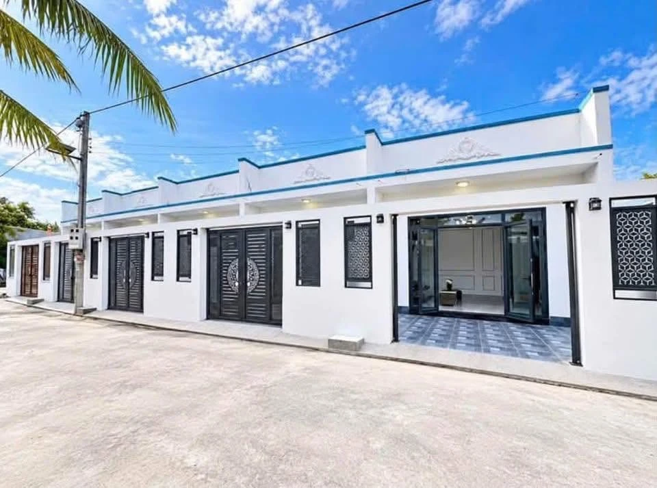 Bán nhà mới 100m² 3 PN, An Bình, 1 tỷ 450 triệu - Ảnh 1