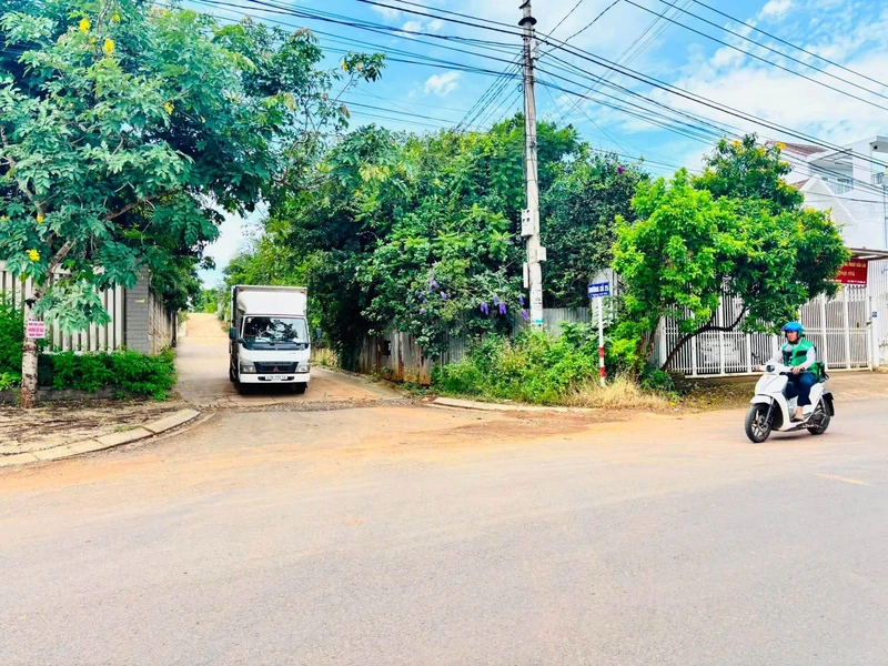 Bán đất 500m2 đường số 25, Đắk Lắk, giá 2 tỷ 7