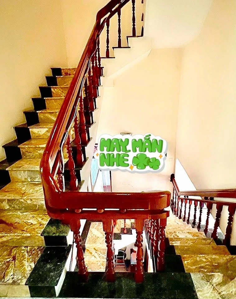 Bán nhà 3 tầng mặt tiền Hai Bà Trưng, Quảng Ngãi 275m² - Ảnh thu nhỏ 2