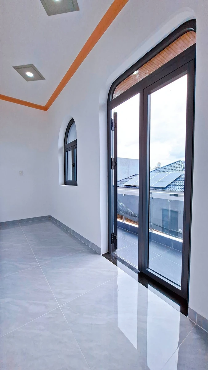 Nhà lầu 2 mặt tiền hẻm Biên Hòa 130m2, 3 PN 2 WC - Ảnh thu nhỏ 2