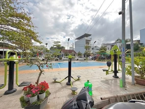 Bán nhà 3 tầng 63m² full nội thất Hòa Mỹ 9, Liên Chiểu, Đà Nẵng giá 6,3 tỷ - Ảnh thu nhỏ 4