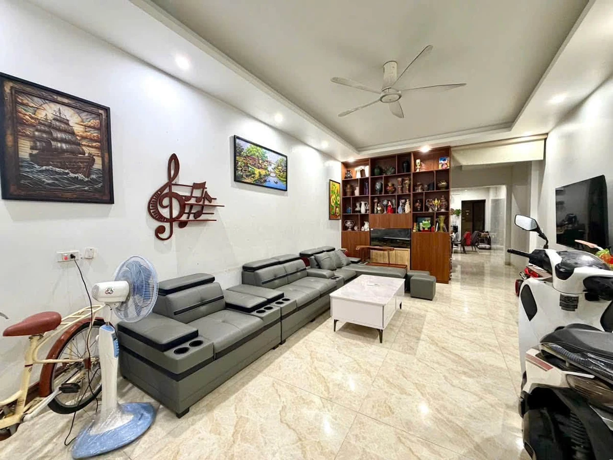 Bán nhà phố 4PN 100m² mặt ngõ thông Nguyễn Văn Linh 6 tỷ - Ảnh thu nhỏ 2