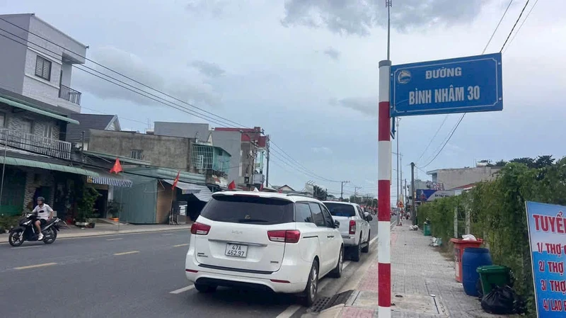 Bán đất mặt tiền Bình Nhâm 30, Thuận An, 432m² giá 6.9 tỷ