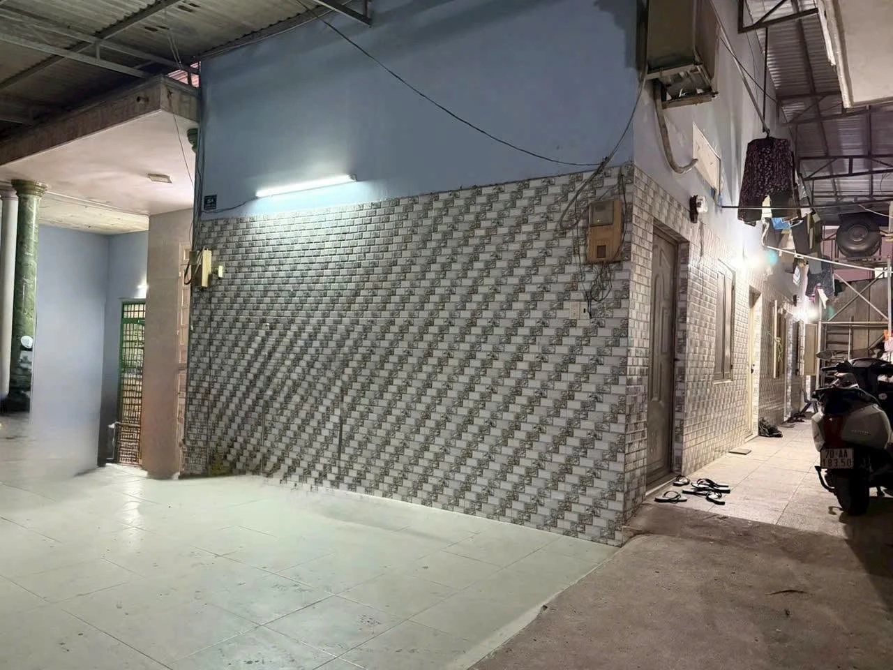 Bán nhà hẻm xe hơi 343m2 Nguyễn Xiển Q9, 9,3 tỷ - Ảnh 1