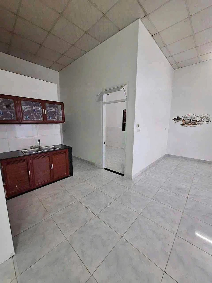 Bán nhà hẻm Cù Chi gần biển Hòn Chồng, 58,4m2, 1PN, Nha Trang - Ảnh thu nhỏ 2