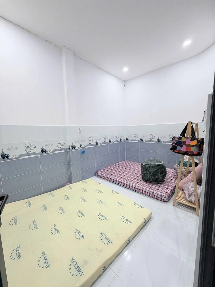 Bán nhà lầu Phan Thiết 92m² 3 phòng ngủ 2,4 tỷ - Ảnh thu nhỏ 5