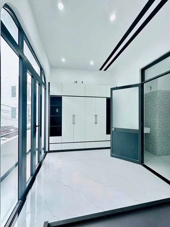 Bán nhà 3 tầng 44m² Phạm Ngũ Lão, Quy Nhơn, 3.8 tỷ - Ảnh thu nhỏ 2
