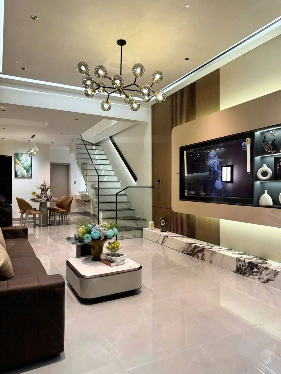 Bán nhà 3 tầng 75,7m² full nội thất An Cựu, Huế - Ảnh 1