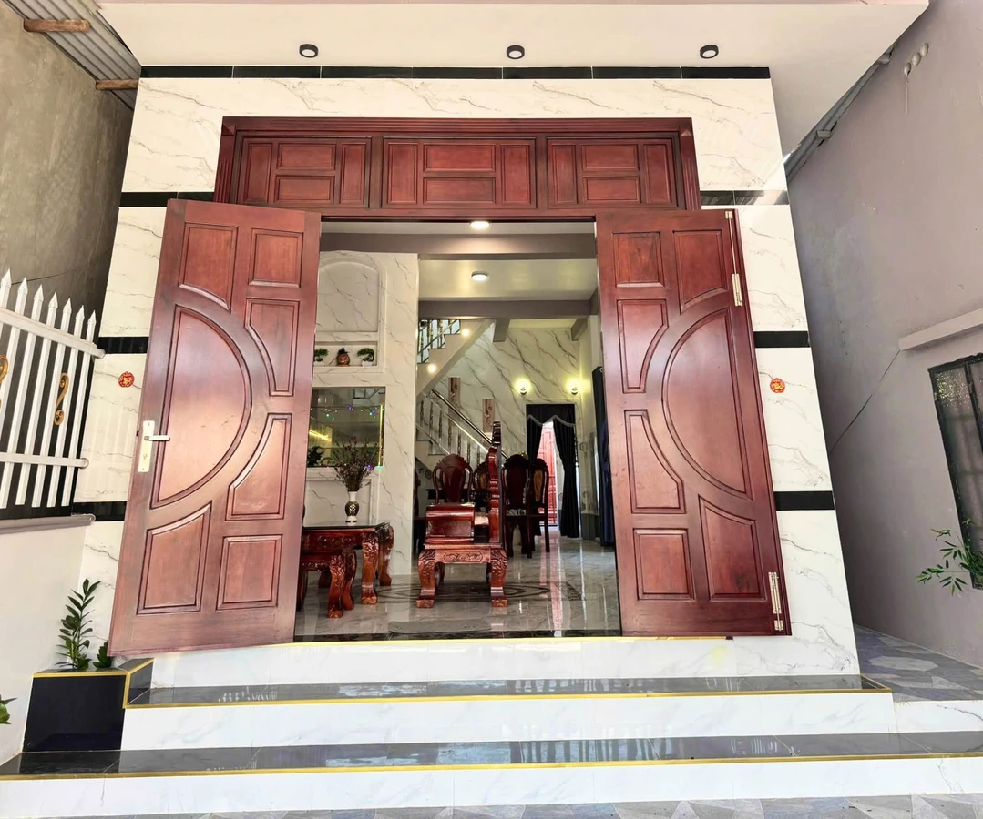 Bán nhà 1 trệt 1 lầu 100m² Gò Dầu Tây Ninh 1tỷ790 - Ảnh thu nhỏ 2