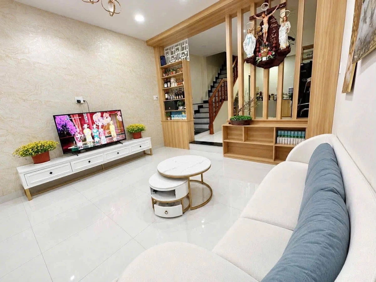 Bán nhà mặt tiền 3 tầng Ghềnh Ráng Quy Nhơn 46m² - Ảnh thu nhỏ 2
